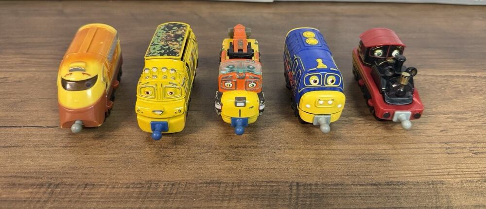 Chuggington Die Cast Train Lot of 5 Brewster, Old Puffer Pete, Skylar